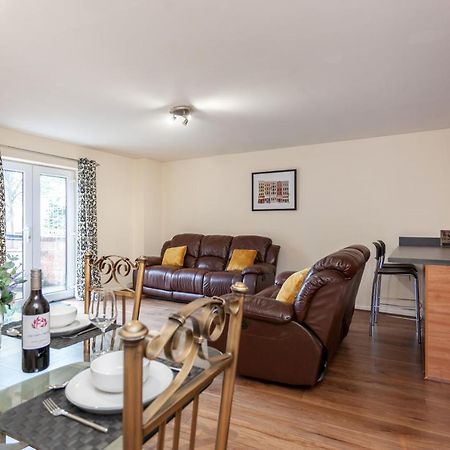 Oakstays Newcastle Gem Экстерьер фото